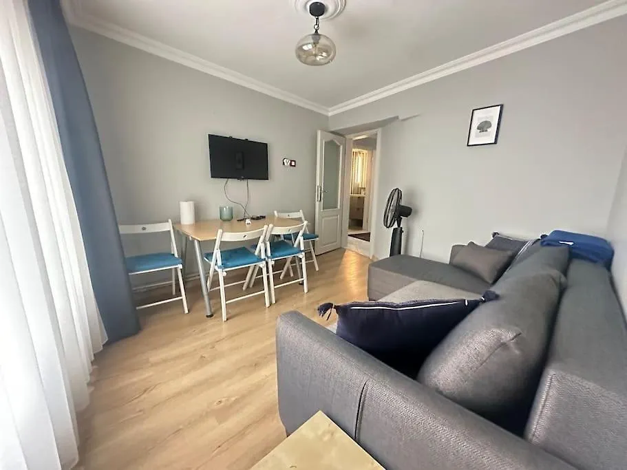 Apartamento 5 Min Walk Distance Taksim Square Semi Sea View Estambul Turquía